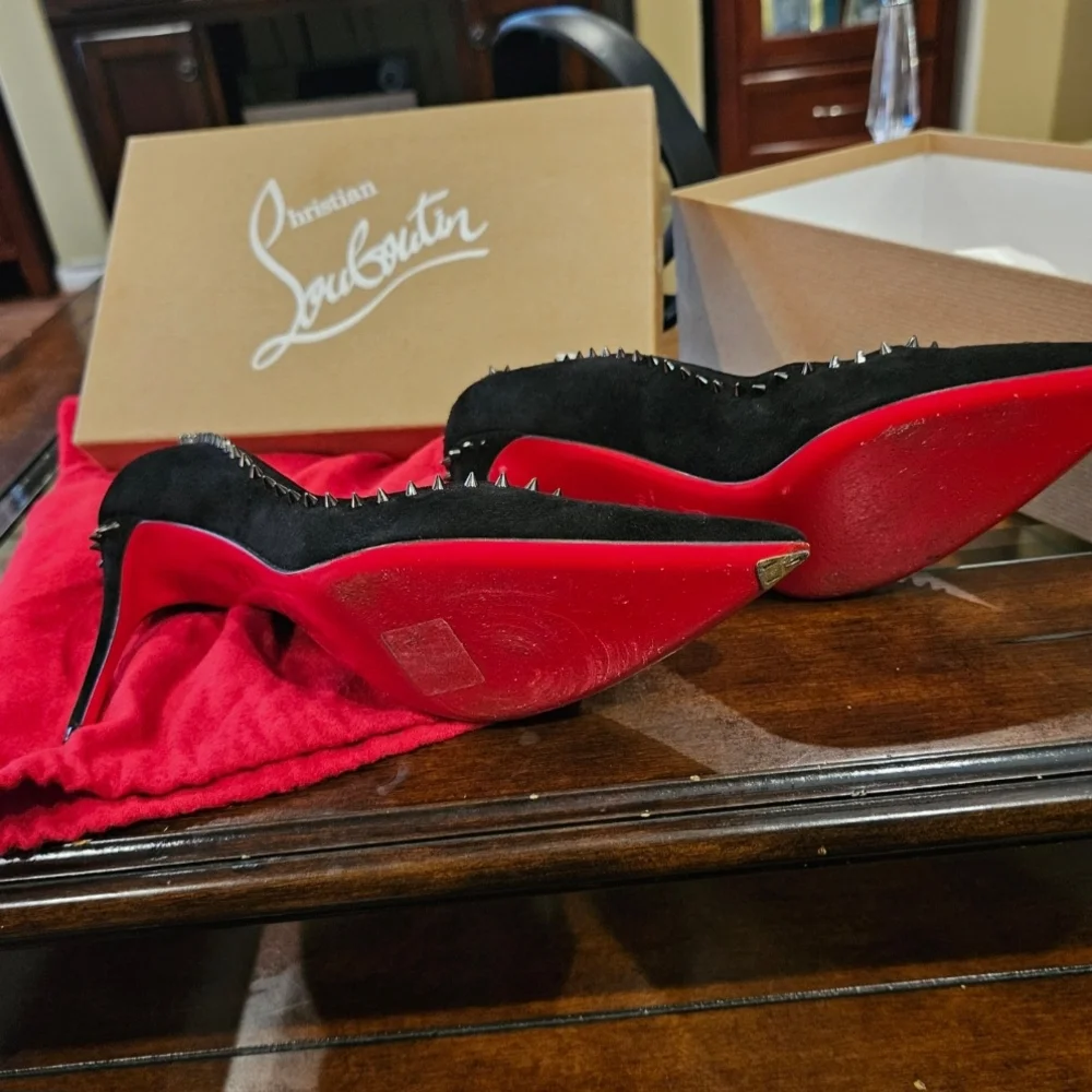 Christian Louboutin Anjalina 85 Veau Velours Studded  Black Textured Heels - Picture 4 of 6